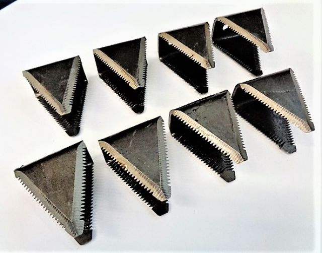 クボタ コンバイン ワラ切刃 両刃 8個セット 新品 クボタ用 消耗品（爪・刃・ワイヤー・オイルetc） | 農機具ねっと