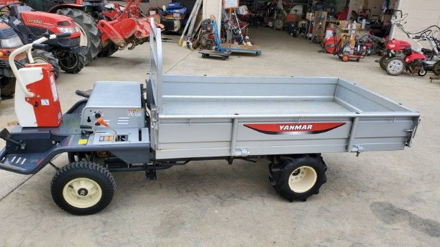 ヤンマーキャリー運搬車 FG182 ガソリン 後輪駆動2駆